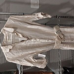 Beautiful 100% Italian linen striped shirt dress And Belt NWT!
